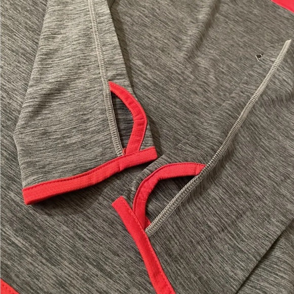 New Balance Women’s Size Small Athletic Half Zip Pullover Long sleeve RedGray - Picture 5 of 5